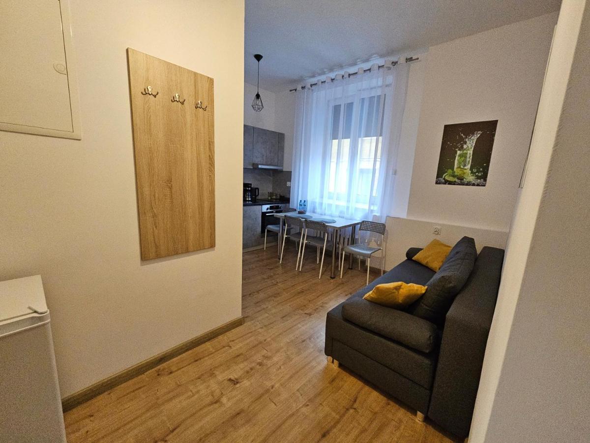 Apartamenty Koktajlove Kielce Buitenkant foto